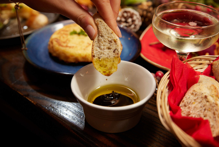 Spanish_Tapas_Restaurant_London_Covent_Garden_Salvador_and_Amanda.png